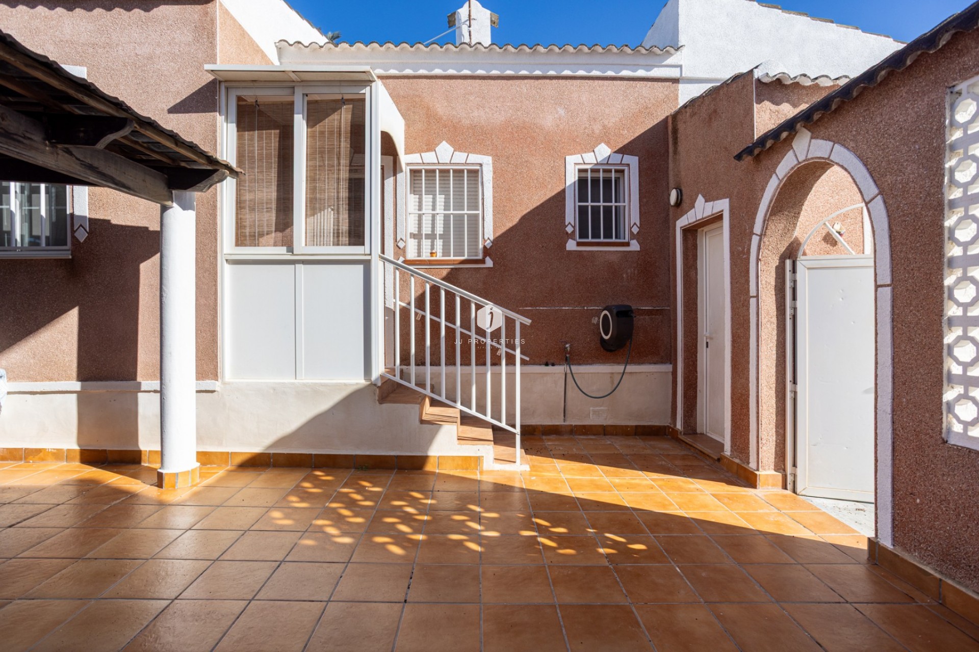 D'occasion - Villa -
Torrevieja - Costa Blanca
