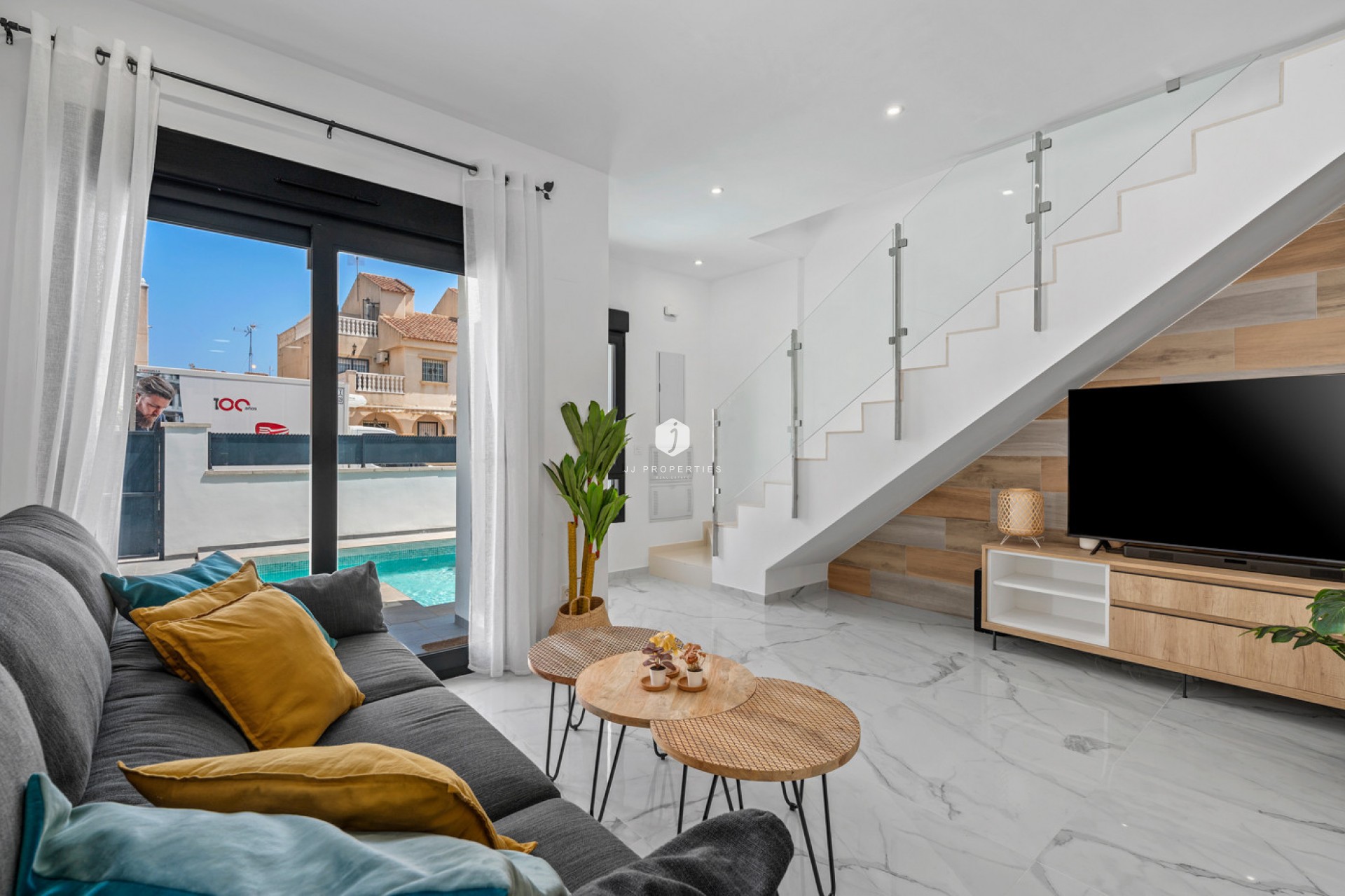 D'occasion - Villa -
Torrevieja - Costa Blanca