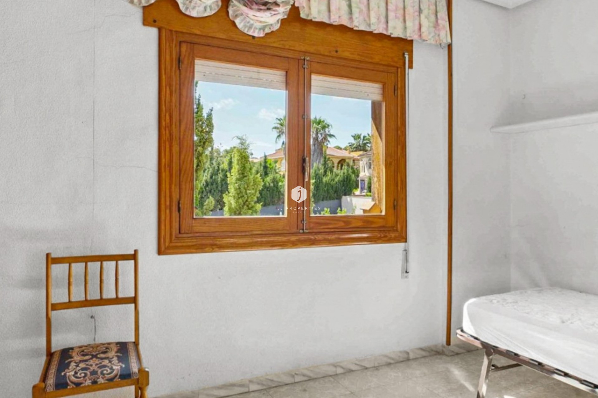 D'occasion - Villa -
Torrevieja - Costa Blanca