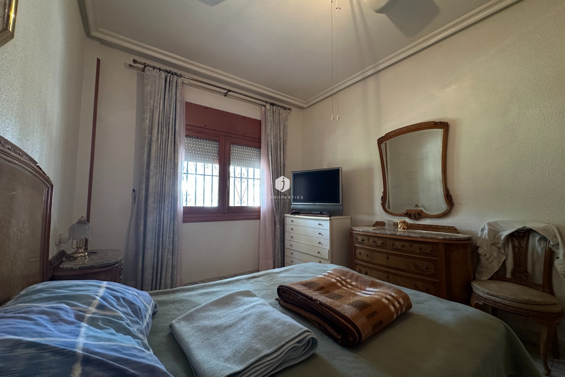 D'occasion - Villa -
Torrevieja - Costa Blanca