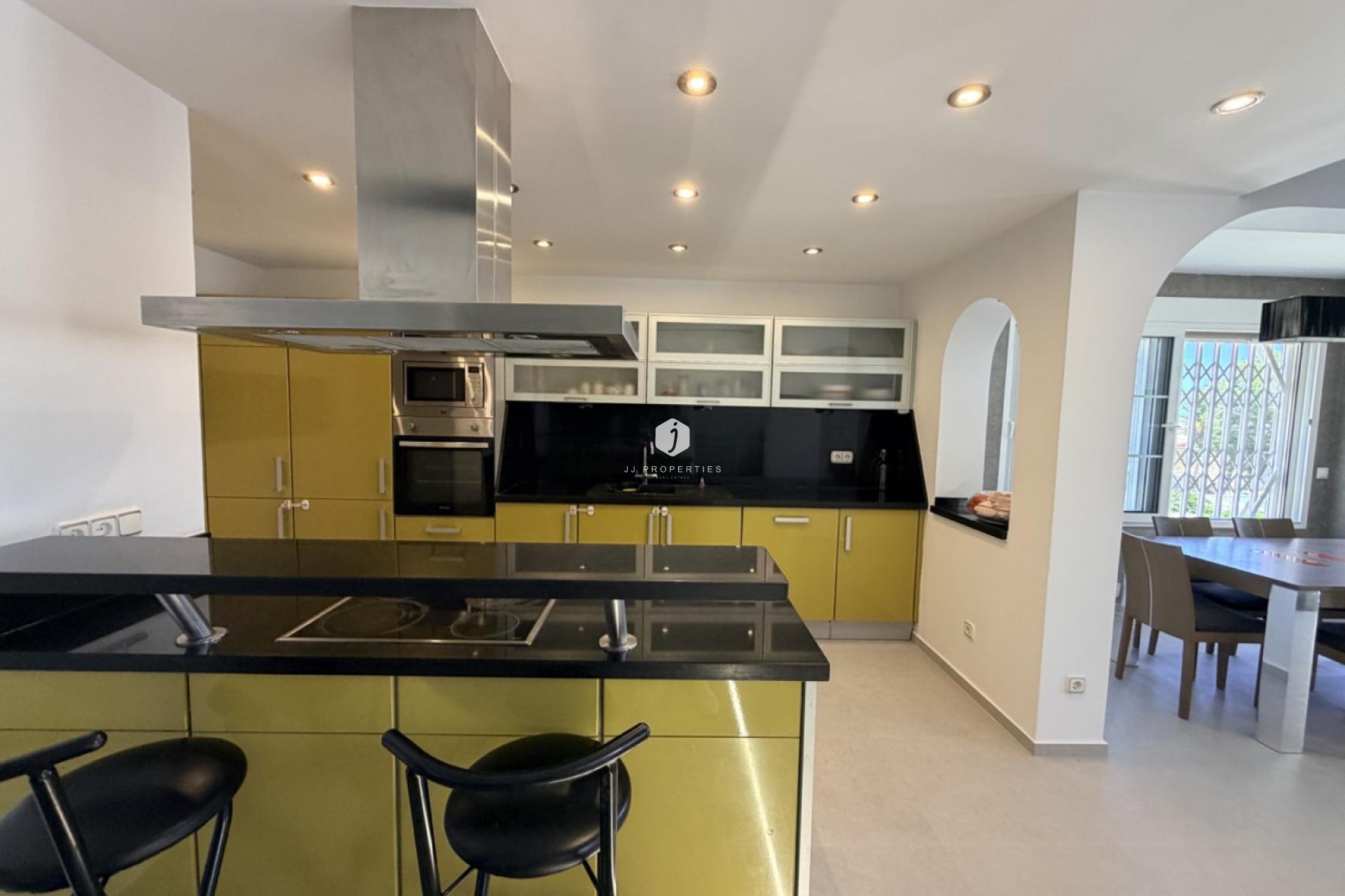 D'occasion - Villa -
Torrevieja - Costa Blanca