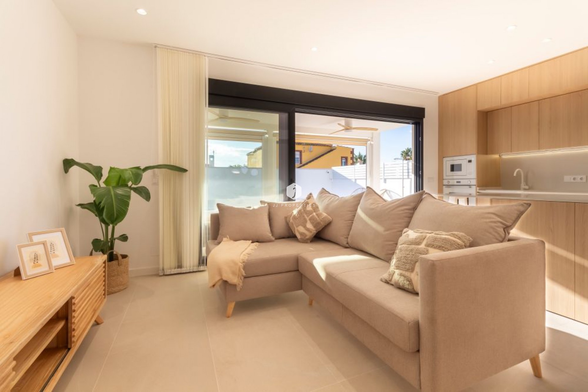 D'occasion - Villa -
Torrevieja - Costa Blanca
