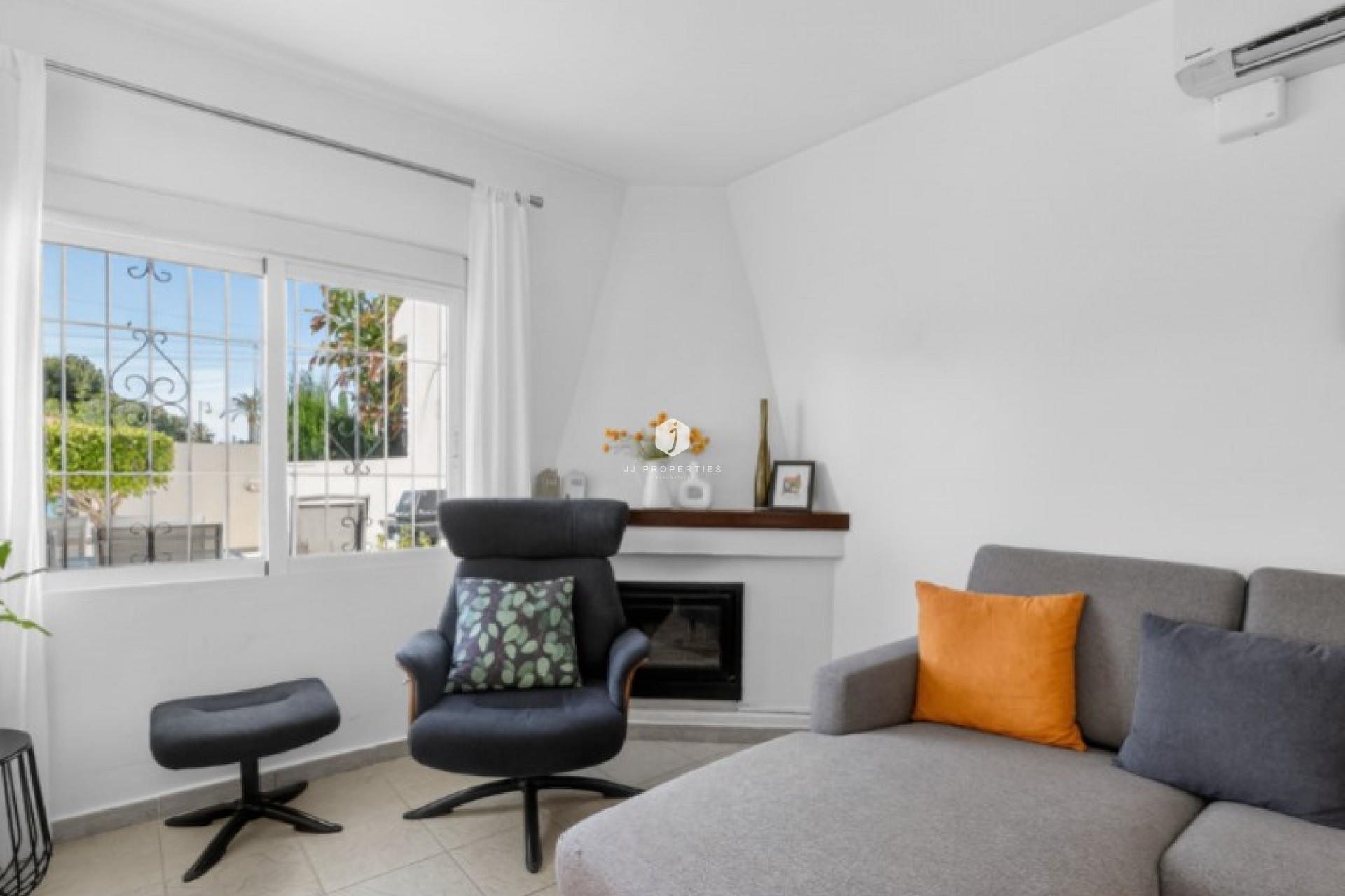 D'occasion - Villa -
Torrevieja - Costa Blanca