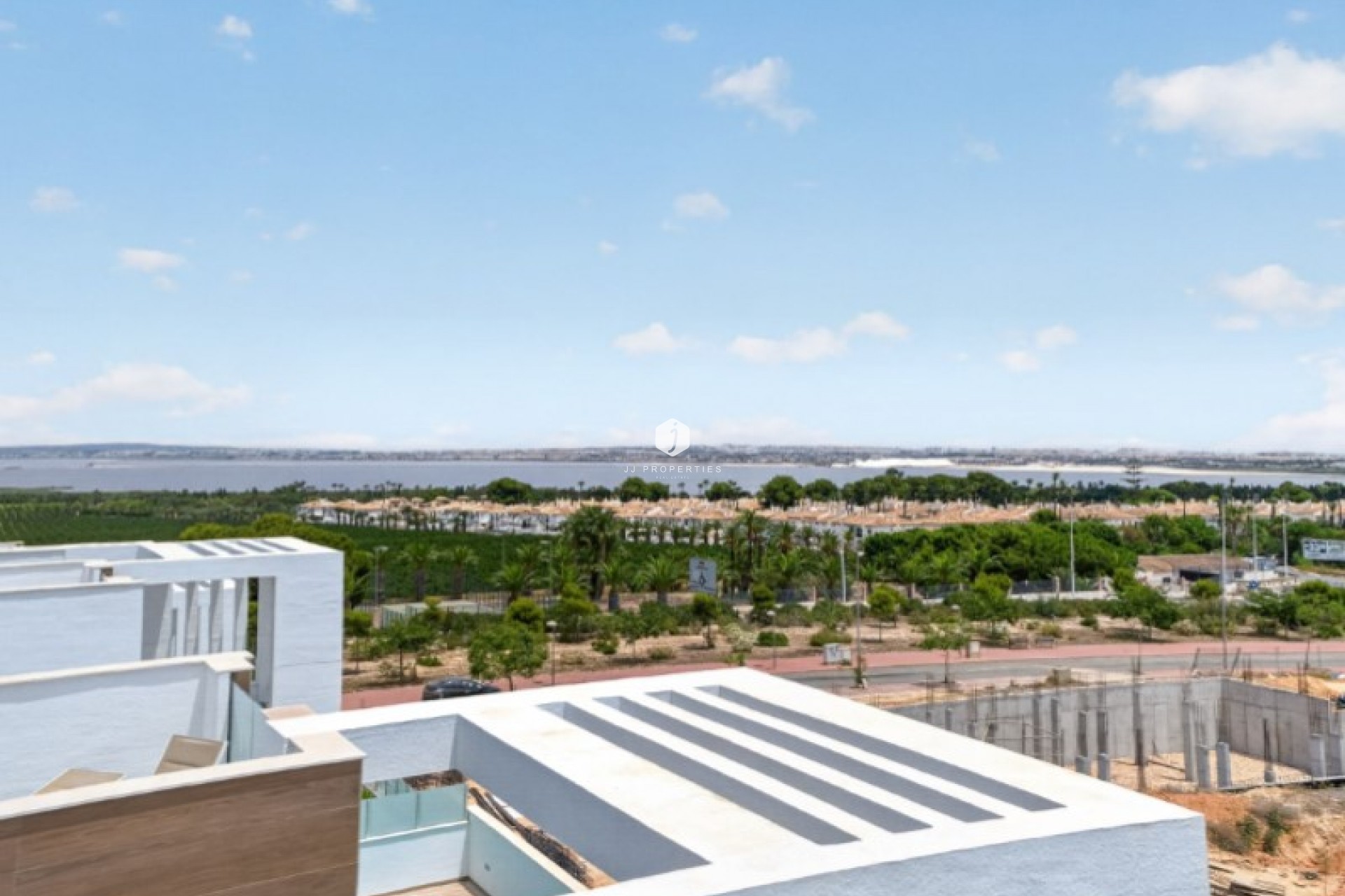 D'occasion - Villa -
Torrevieja - Costa Blanca