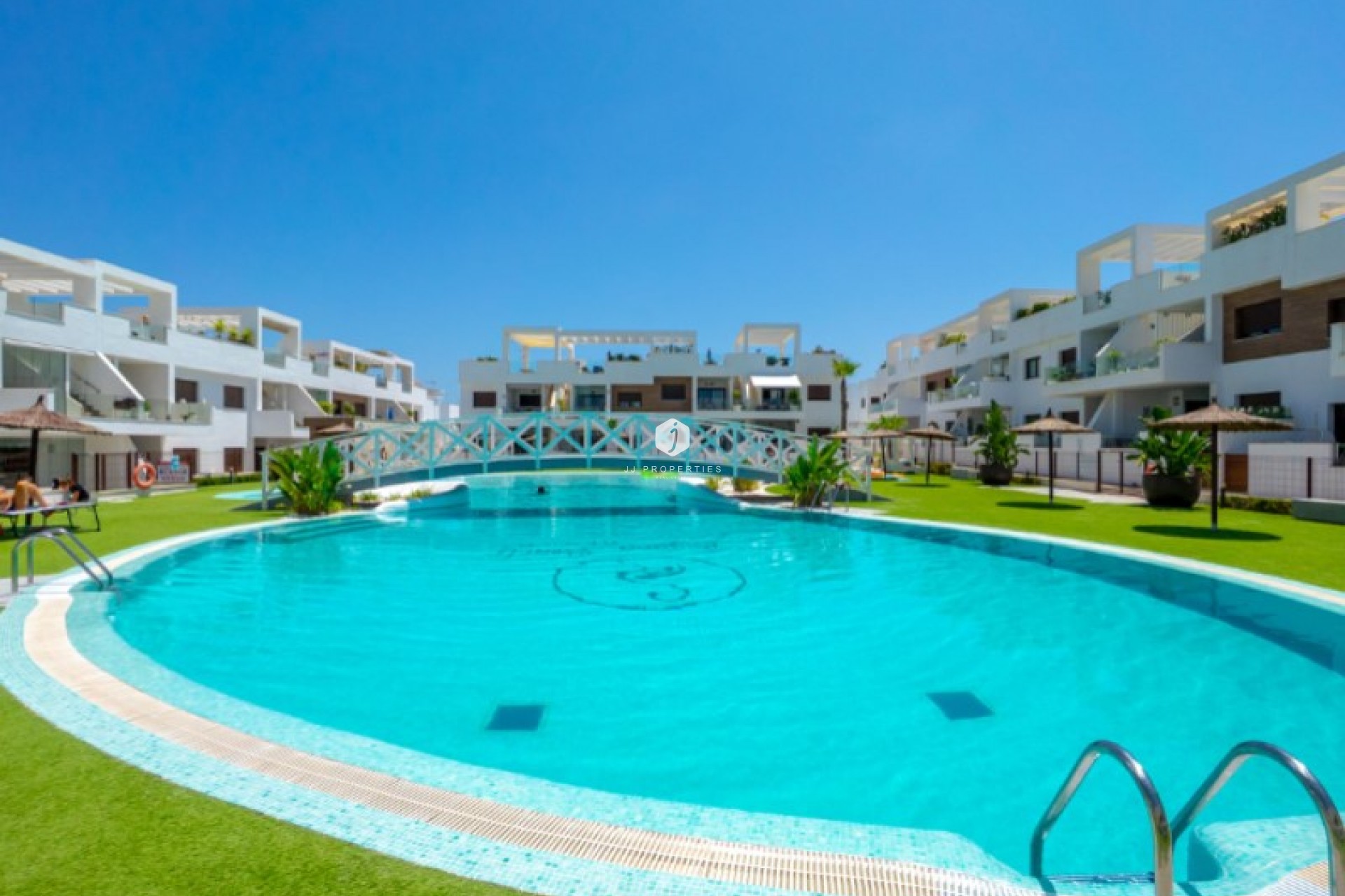 D'occasion - Villa -
Torrevieja - Costa Blanca