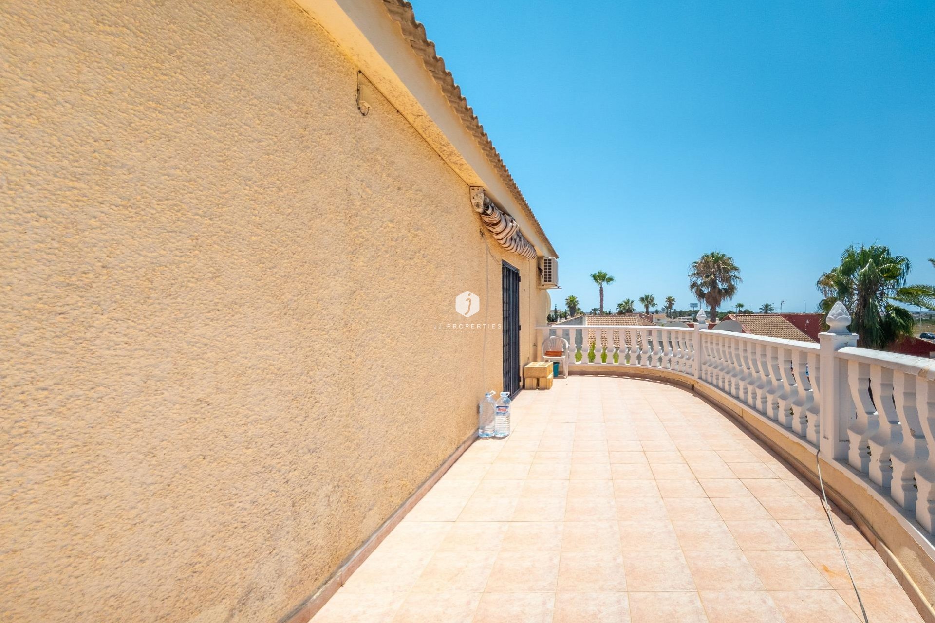 D'occasion - Villa -
Torrevieja - El chaparral