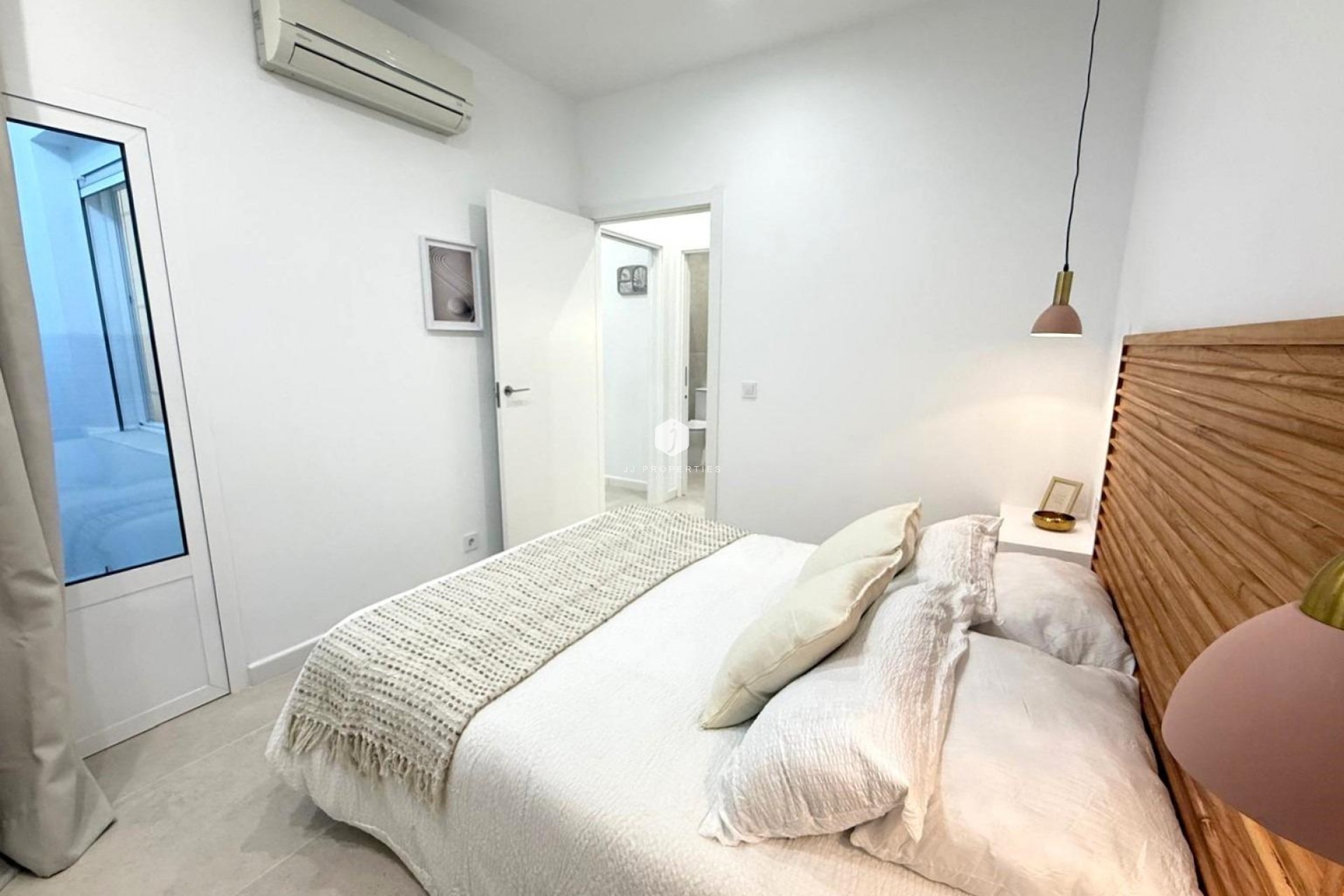 D'occasion - Villa -
Torrevieja - El chaparral