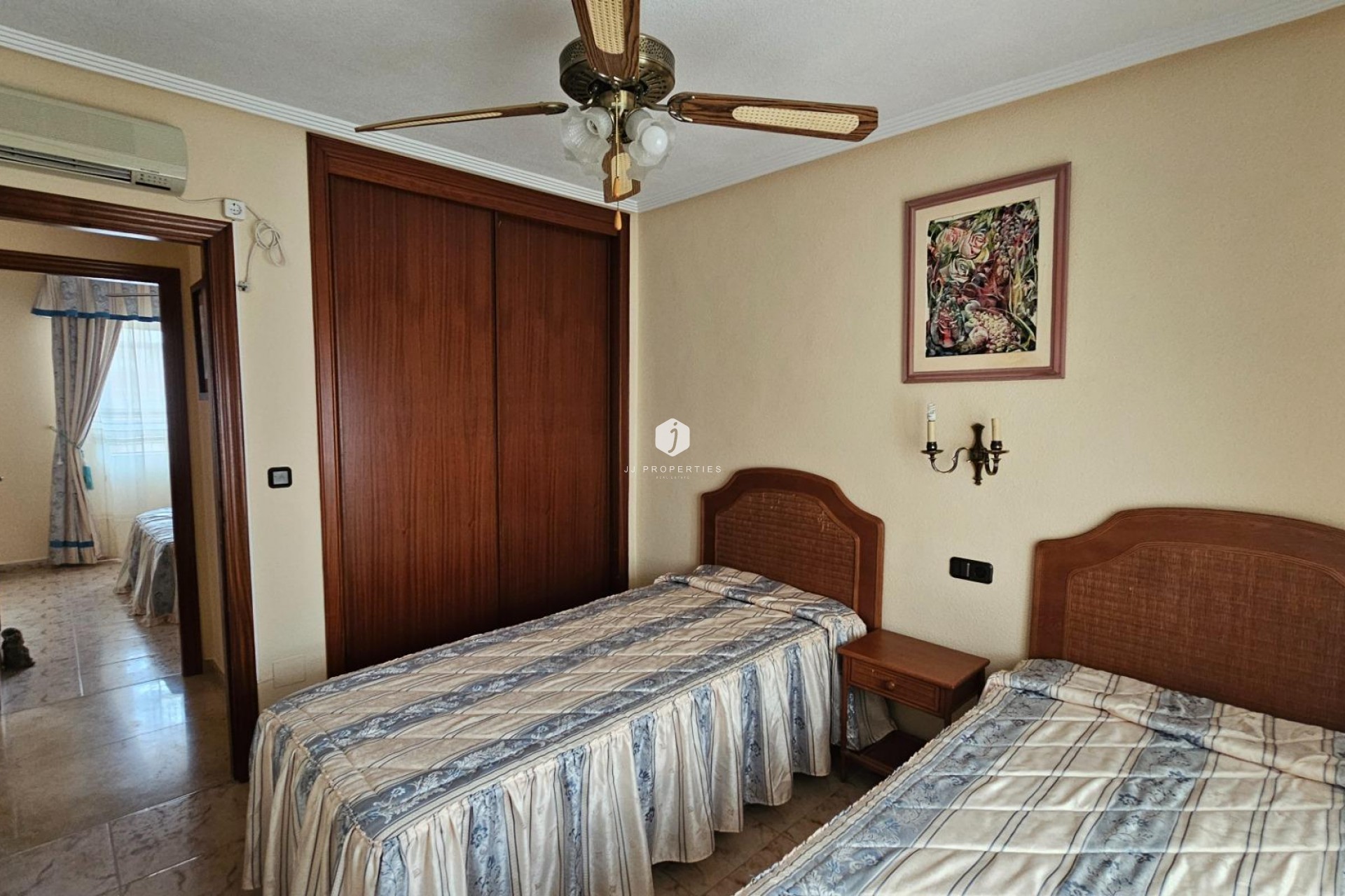 D'occasion - Villa -
Torrevieja - El chaparral