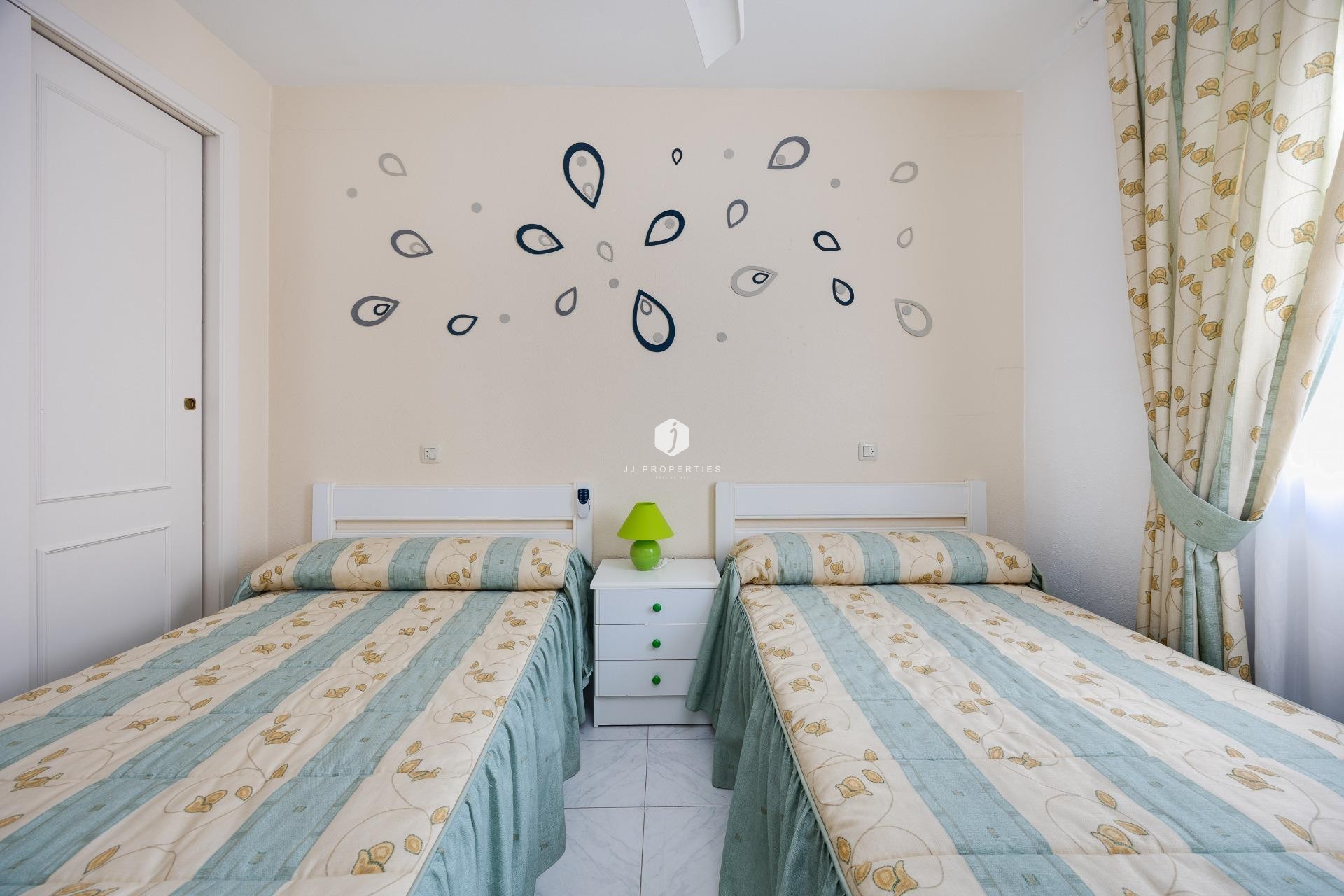 D'occasion - Villa -
Torrevieja - El Limonar