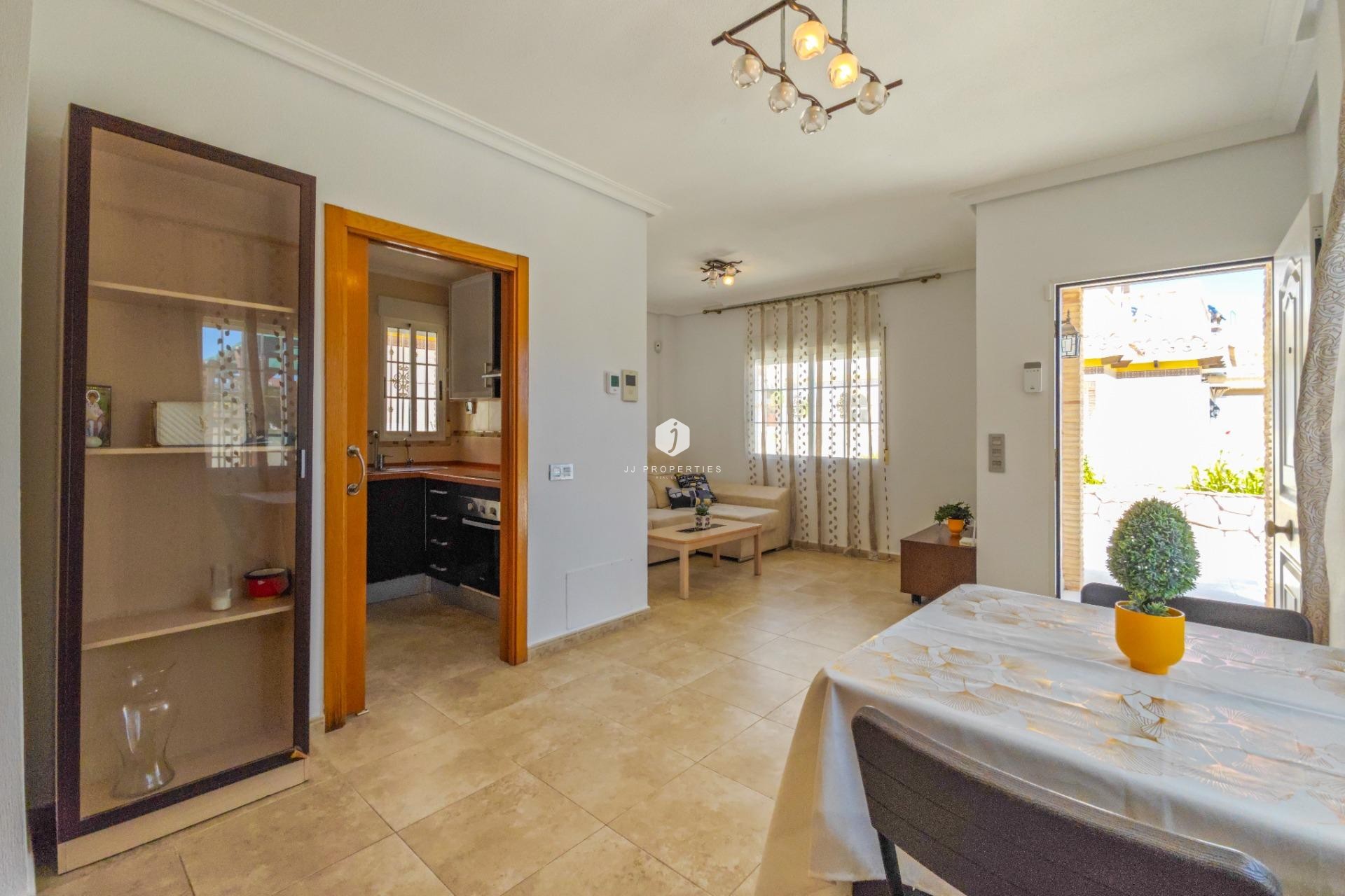 D'occasion - Villa -
Torrevieja - La Mata