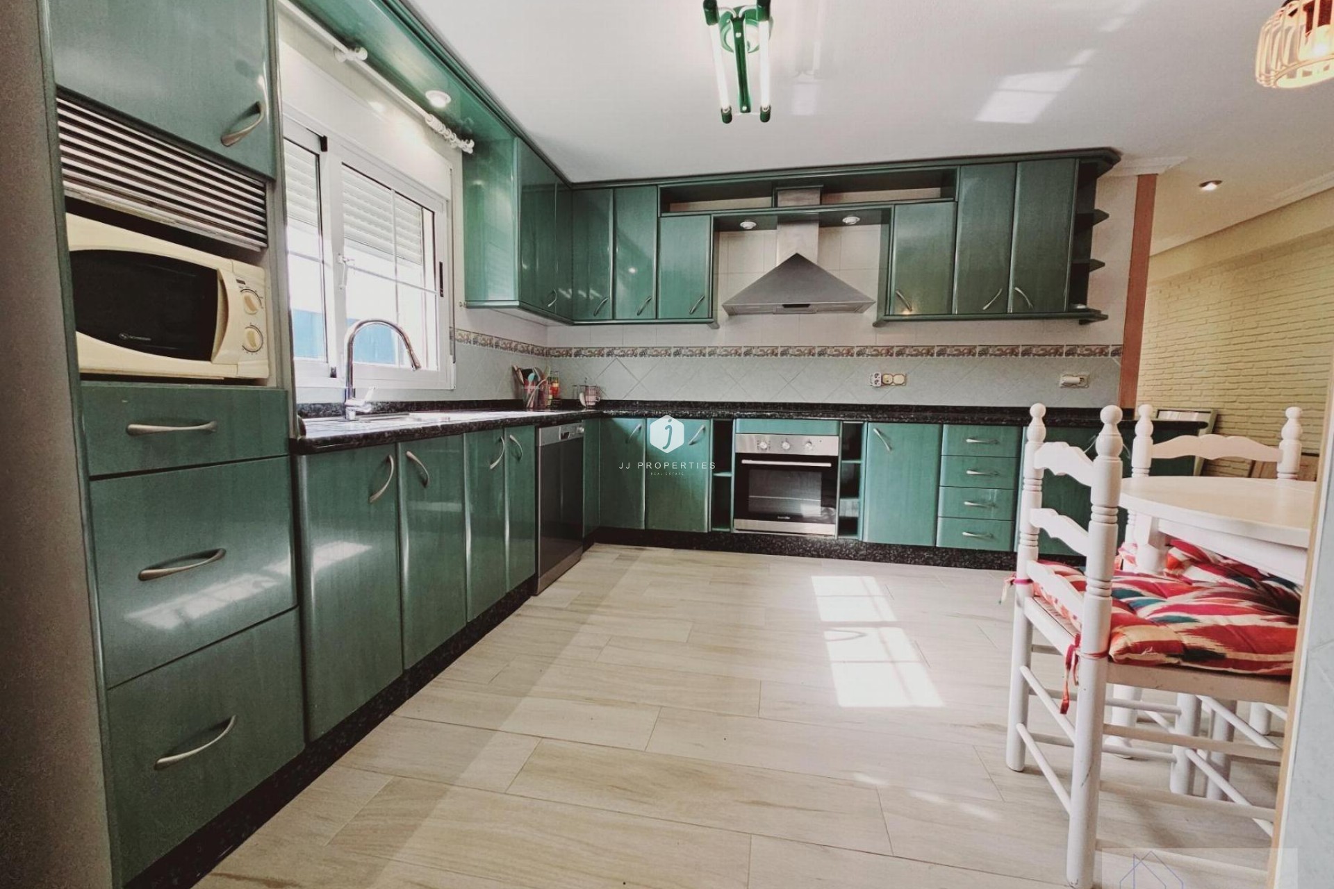 D'occasion - Villa -
Torrevieja - La Siesta - El Salado - Torreta