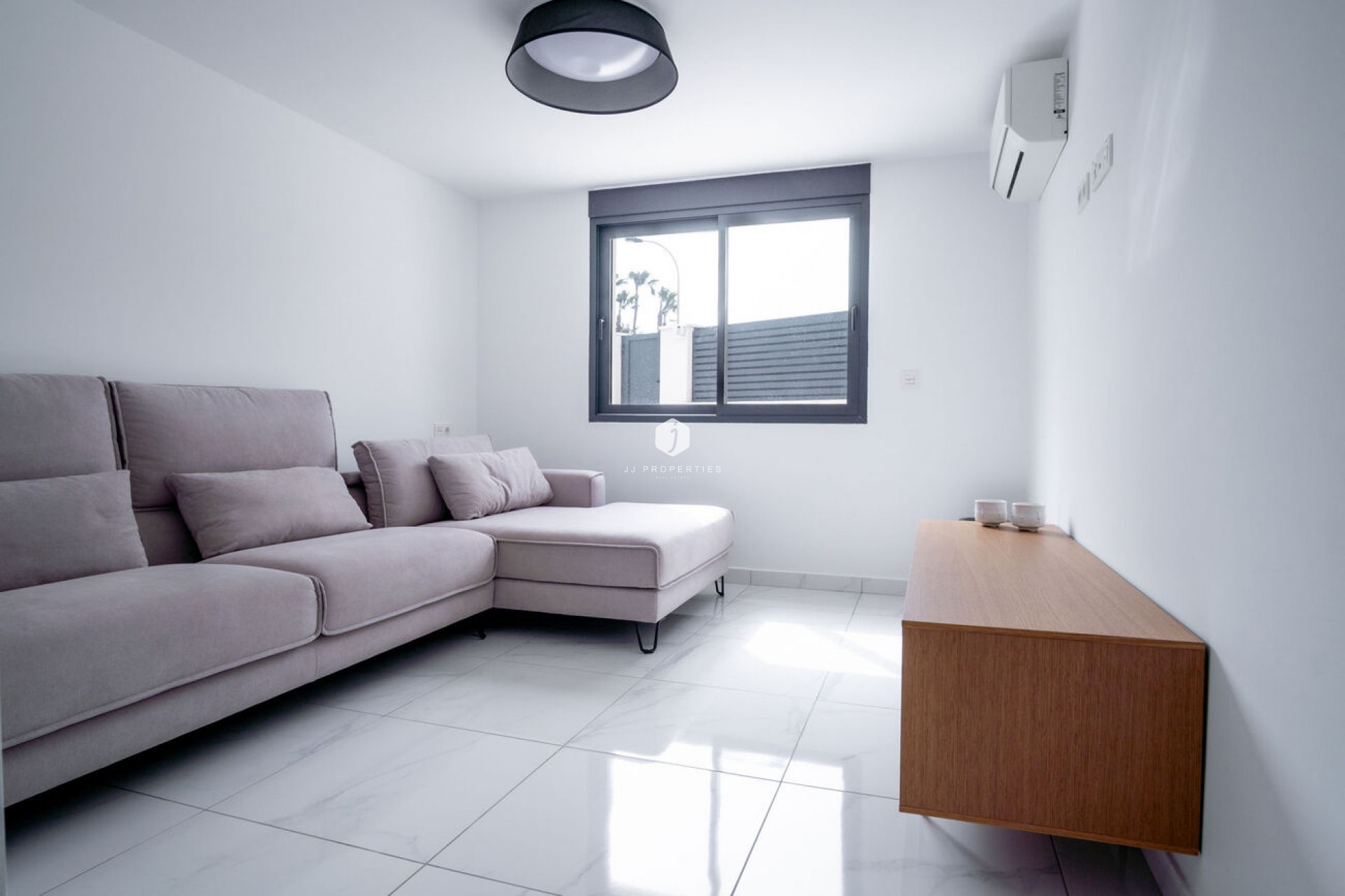 D'occasion - Villa -
Torrevieja - La Valeta