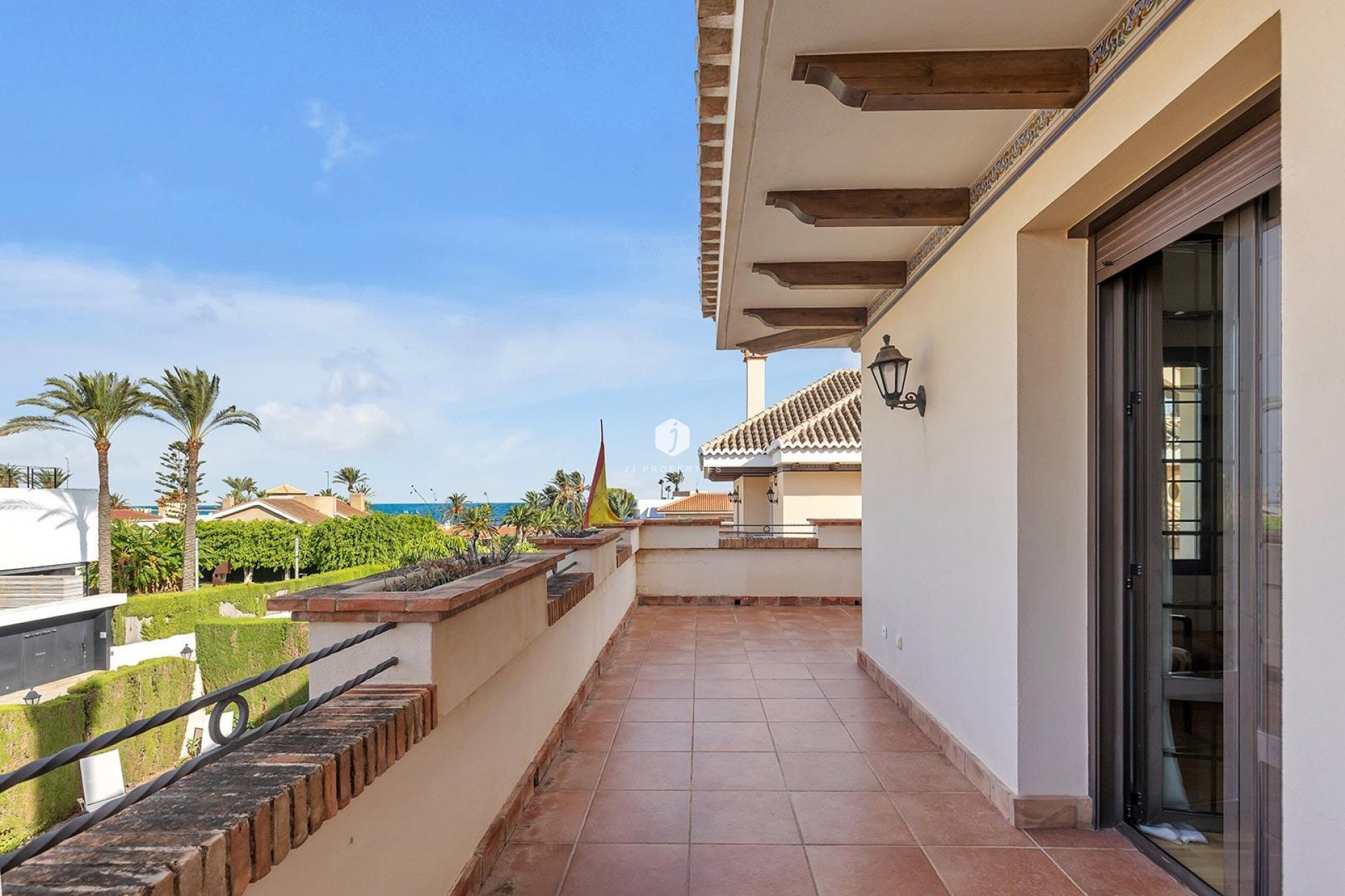 D'occasion - Villa -
Torrevieja - La veleta