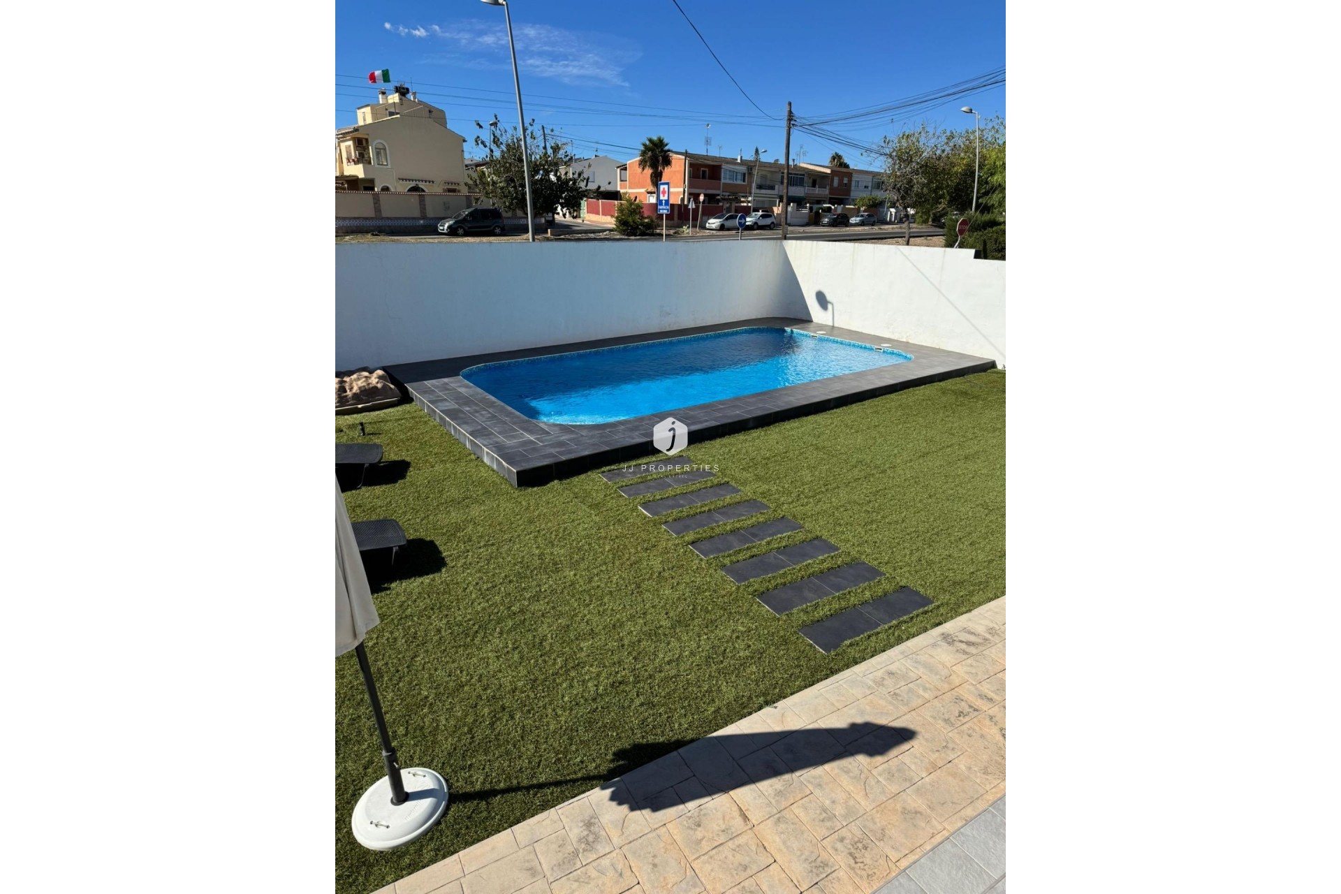 D'occasion - Villa -
Torrevieja - Los Balcones - Los Altos del Edén