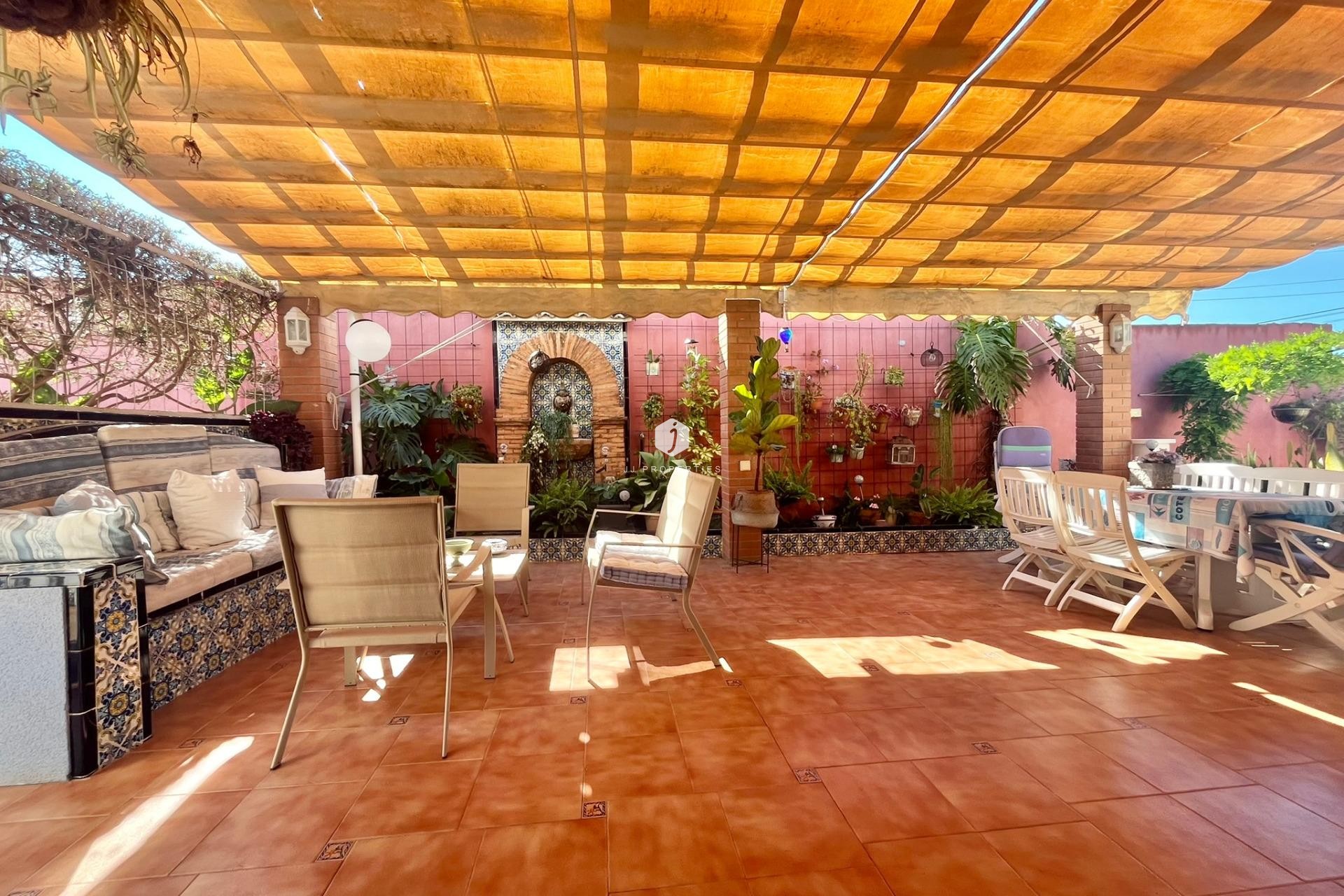 D'occasion - Villa -
Torrevieja - Los Balcones - Los Altos del Edén