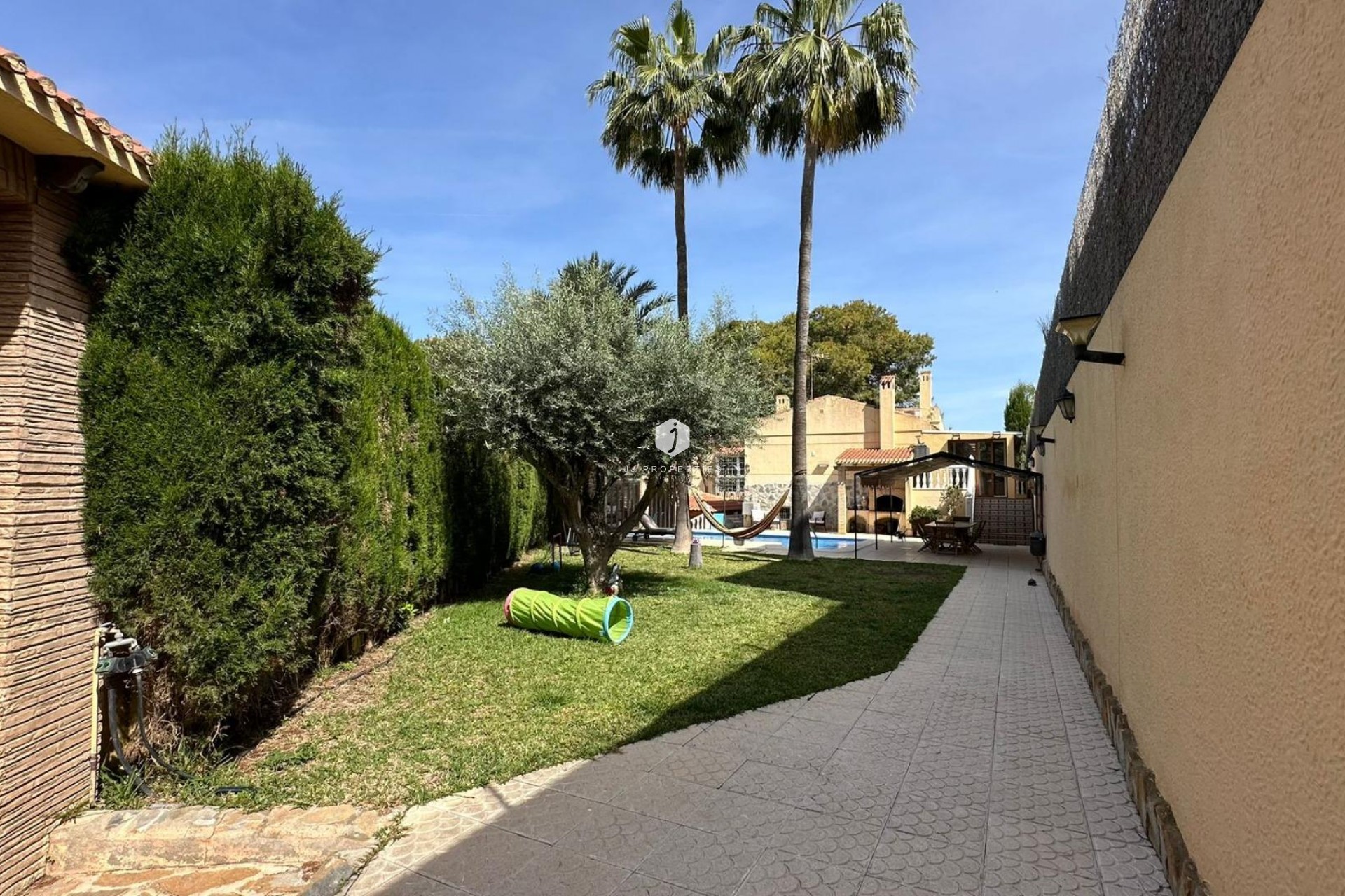 D'occasion - Villa -
Torrevieja - Los Balcones - Los Altos del Edén