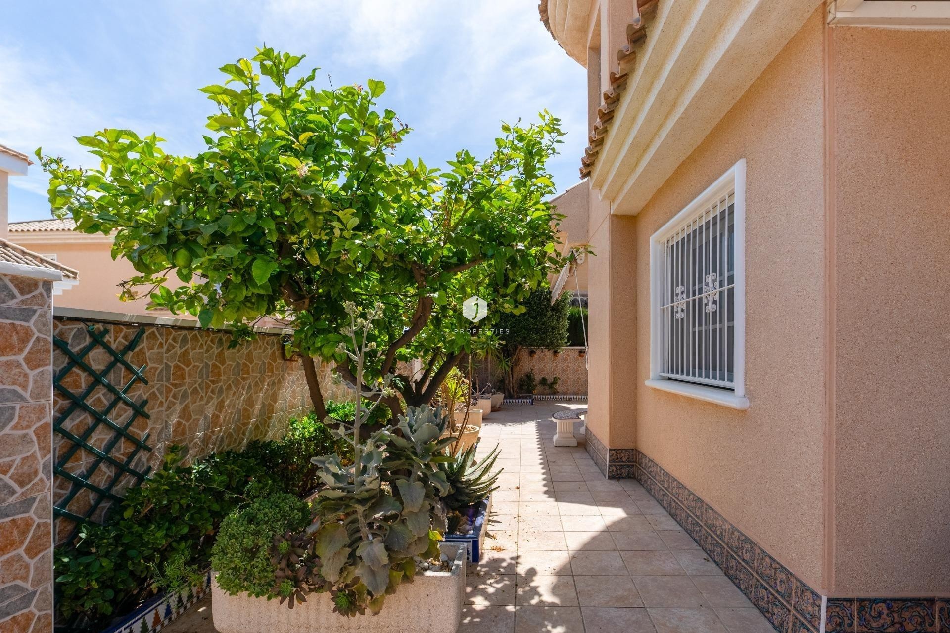 D'occasion - Villa -
Torrevieja - Los Balcones - Los Altos del Edén