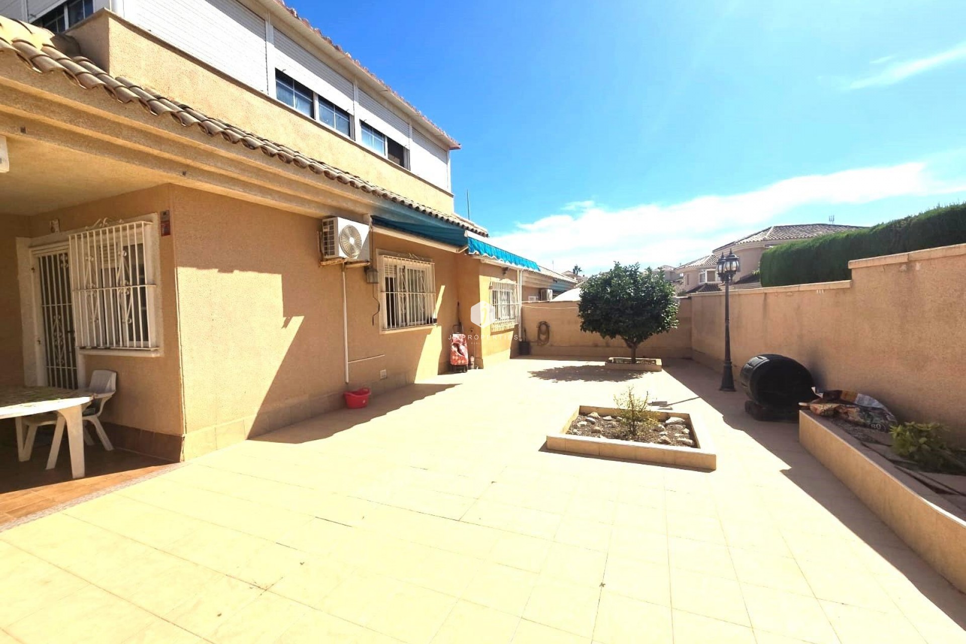 D'occasion - Villa -
Torrevieja - Los Balcones - Los Altos del Edén