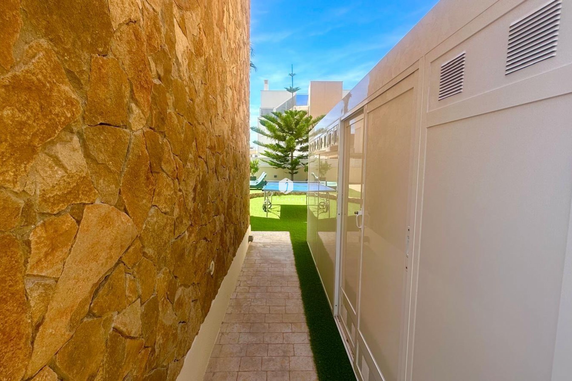 D'occasion - Villa -
Torrevieja - Miramar - Torre Del Moro