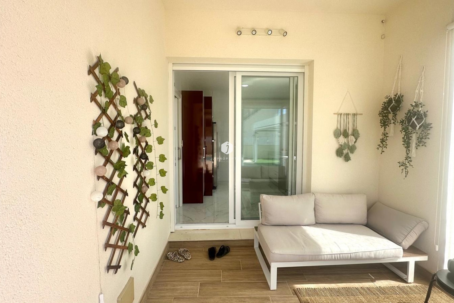 D'occasion - Villa -
Torrevieja - Miramar - Torre Del Moro