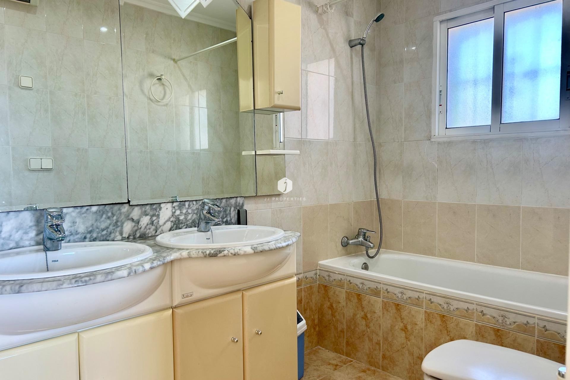 D'occasion - Villa -
Torrevieja - San luis