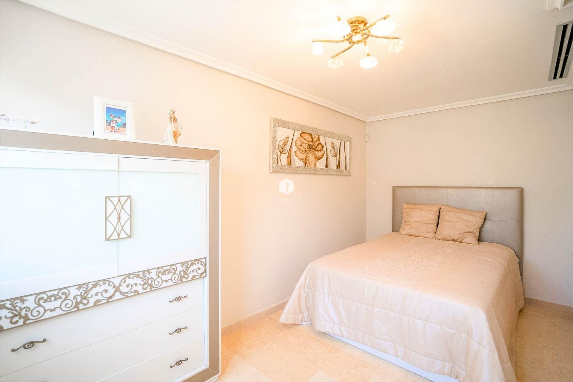 D'occasion - Villa -
Torrevieja - Torre la mata