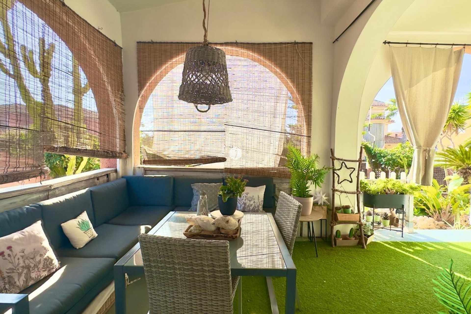 D'occasion - Villa -
Torrevieja - Torreblanca