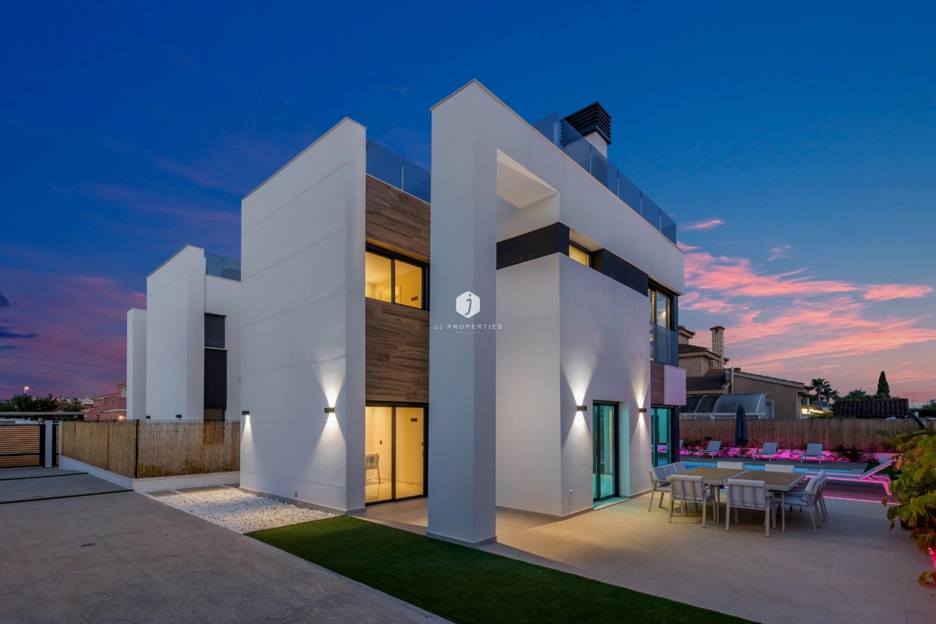 D'occasion - Villa -
Torrevieja - Torreta Florida