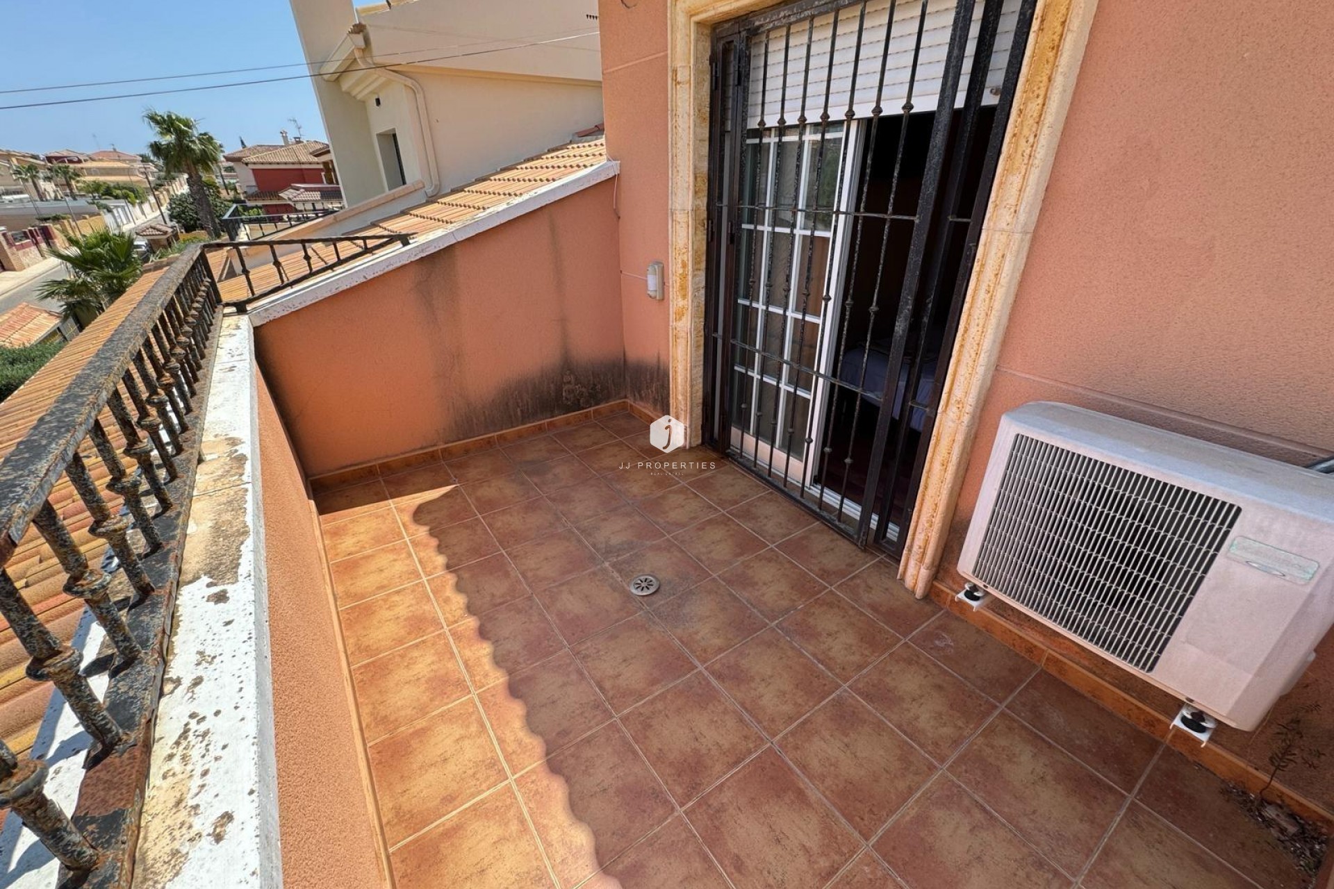 D'occasion - Villa -
Torrevieja - Zona Los Frutales