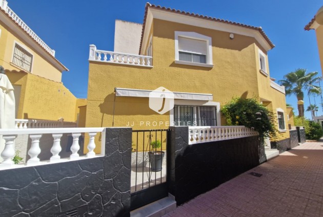 Duplex - D'occasion -
            Playa Flamenca - C-39215