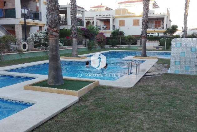 Duplex - Resale - Daya Vieja -
                Daya Vieja