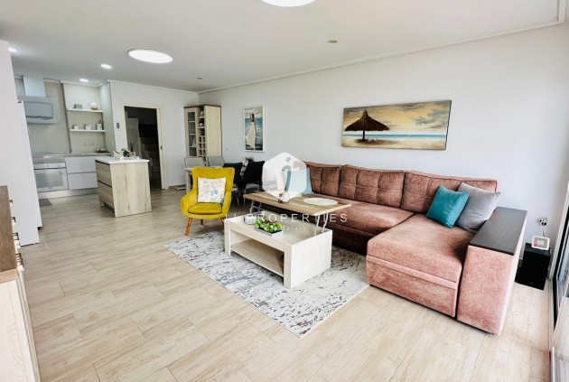 Duplex - Segunda mano - Torrevieja -
                La siesta