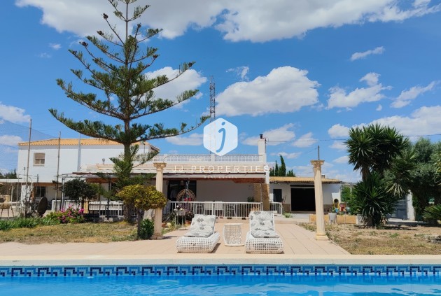 Landelijk eigendom - Tweedehands - Los Montesinos -
                Costa Blanca