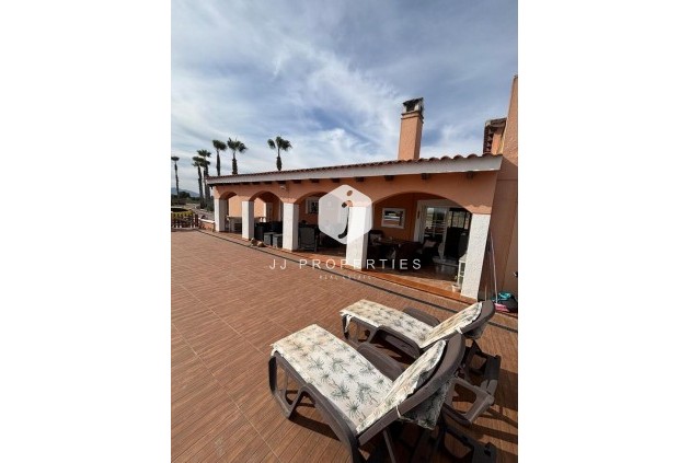 Landgut - Aus zweiter Hand - Dolores -
                Costa Blanca