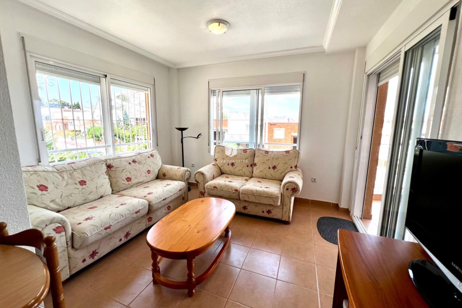Lange Termijn Verhuur - Appartement / flat -
Torrevieja - Cabo cervera