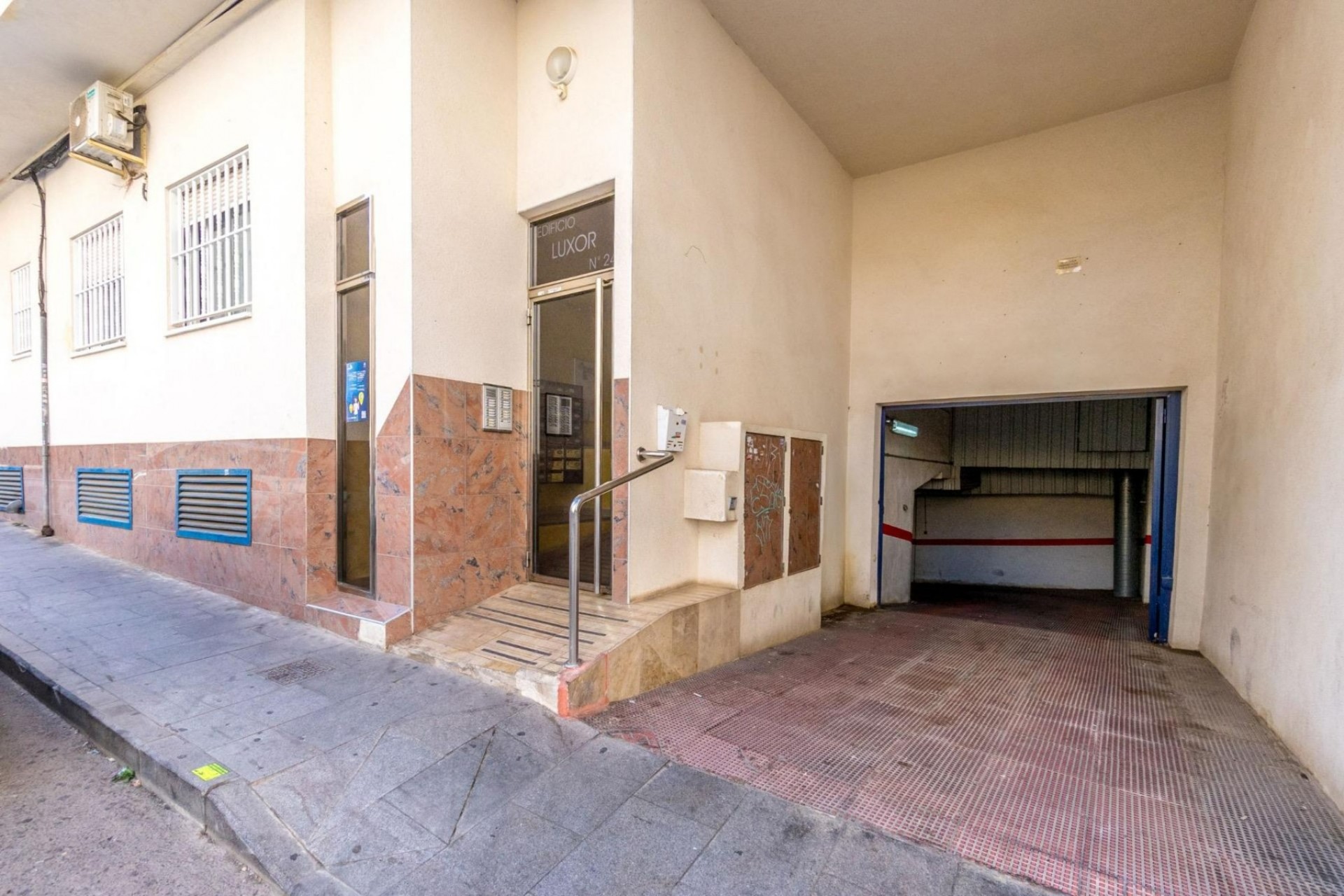 Lange Termijn Verhuur - Appartement / flat -
Torrevieja - Centro