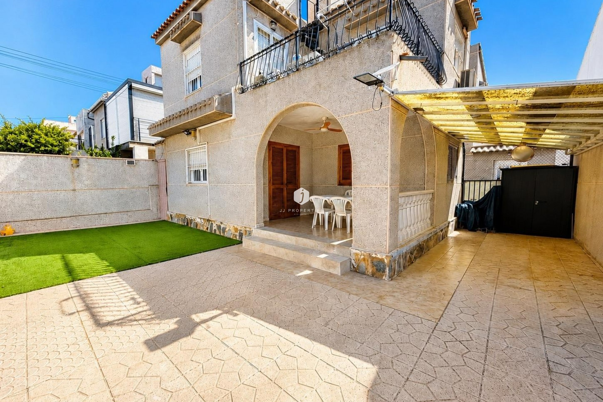 Lange Termijn Verhuur - Chalet -
Torrevieja - Nueva Torrevieja