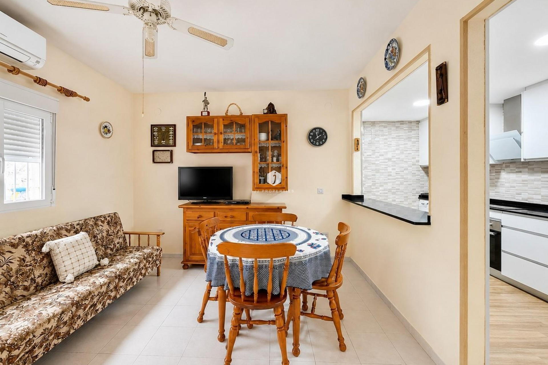 Location à long terme - Chalet -
Torrevieja - Nueva Torrevieja
