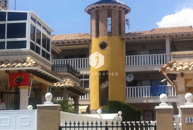 Mieszkanie w bloku - Z drugiej ręki -
            Cabo Roig - C-99431