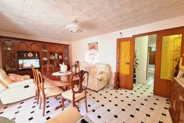 Mieszkanie w bloku - Z drugiej ręki - Torrevieja -
                Acequion