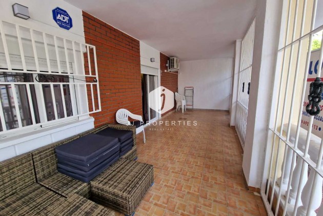 Mieszkanie w bloku - Z drugiej ręki -
            Torrevieja - C-75793