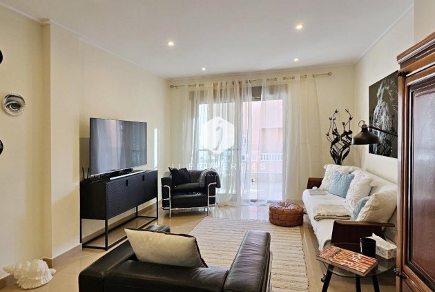 Mieszkanie w bloku - Z drugiej ręki -
            Torrevieja - C-77952