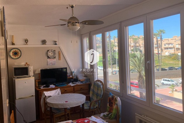 Mieszkanie w bloku - Z drugiej ręki - Torrevieja -
                Cabo cervera