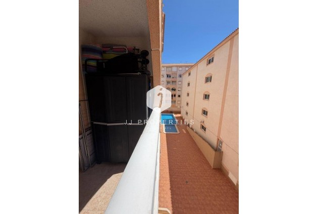 Mieszkanie w bloku - Z drugiej ręki - Torrevieja -
                Centro
