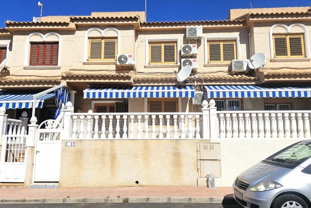 Mieszkanie w bloku - Z drugiej ręki - Torrevieja -
                Costa Blanca