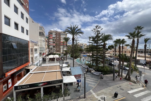 Mieszkanie w bloku - Z drugiej ręki - Torrevieja -
                Costa Blanca