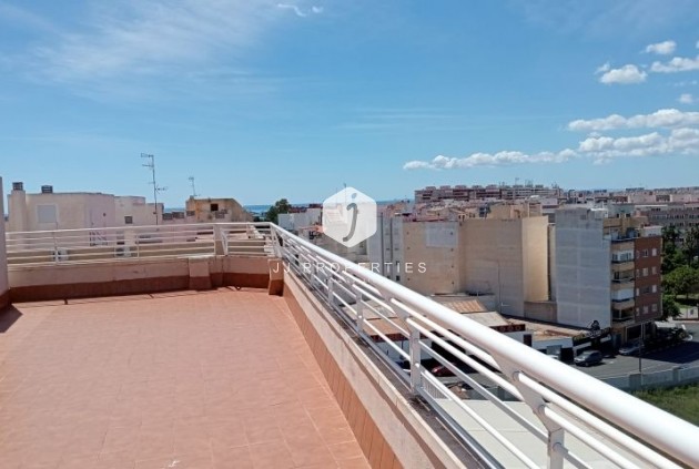 Mieszkanie w bloku - Z drugiej ręki - Torrevieja -
                Costa Blanca