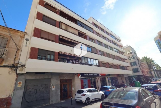 Mieszkanie w bloku - Z drugiej ręki - Torrevieja -
                Costa Blanca