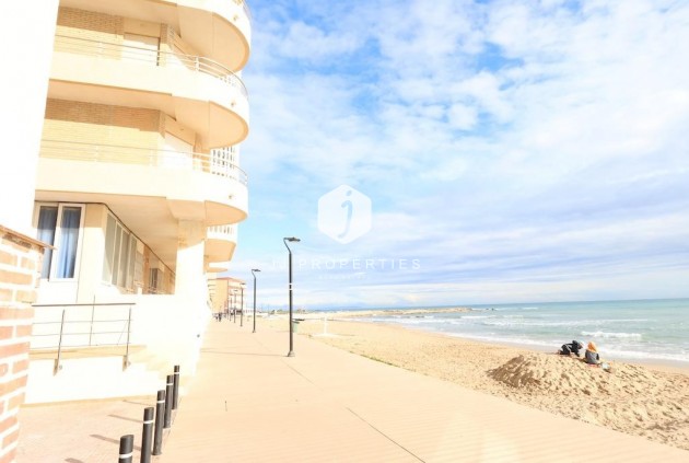 Mieszkanie w bloku - Z drugiej ręki - Torrevieja -
                Costa Blanca