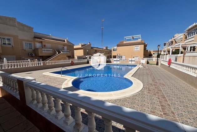 Mieszkanie w bloku - Z drugiej ręki - Torrevieja -
                Costa Blanca